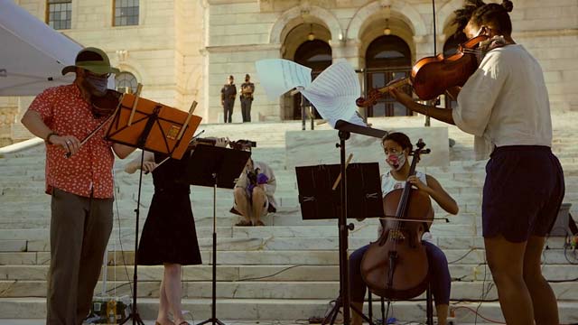 String Demo with the CMW String Quartet